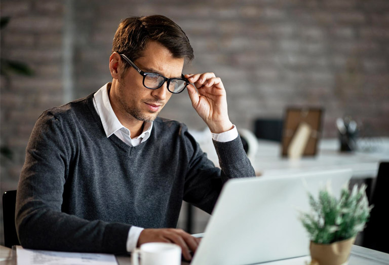 L'ergonomie visuelle au bureau : conseils pratiques