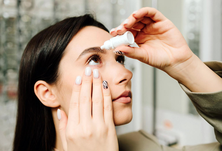 Pourquoi ai-je les yeux secs ?